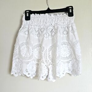 Positano Temptations White Lace Women Shorts